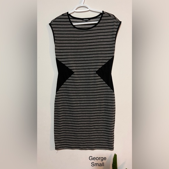 George dress - Picture 1 of 1